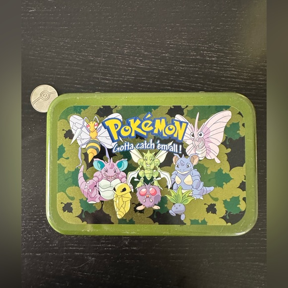 Pokemon Other - Pokémon vintage metal box